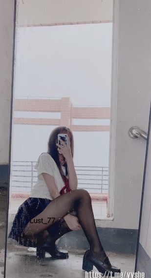 国产美女久久久久久精品_DVD完整视频观看